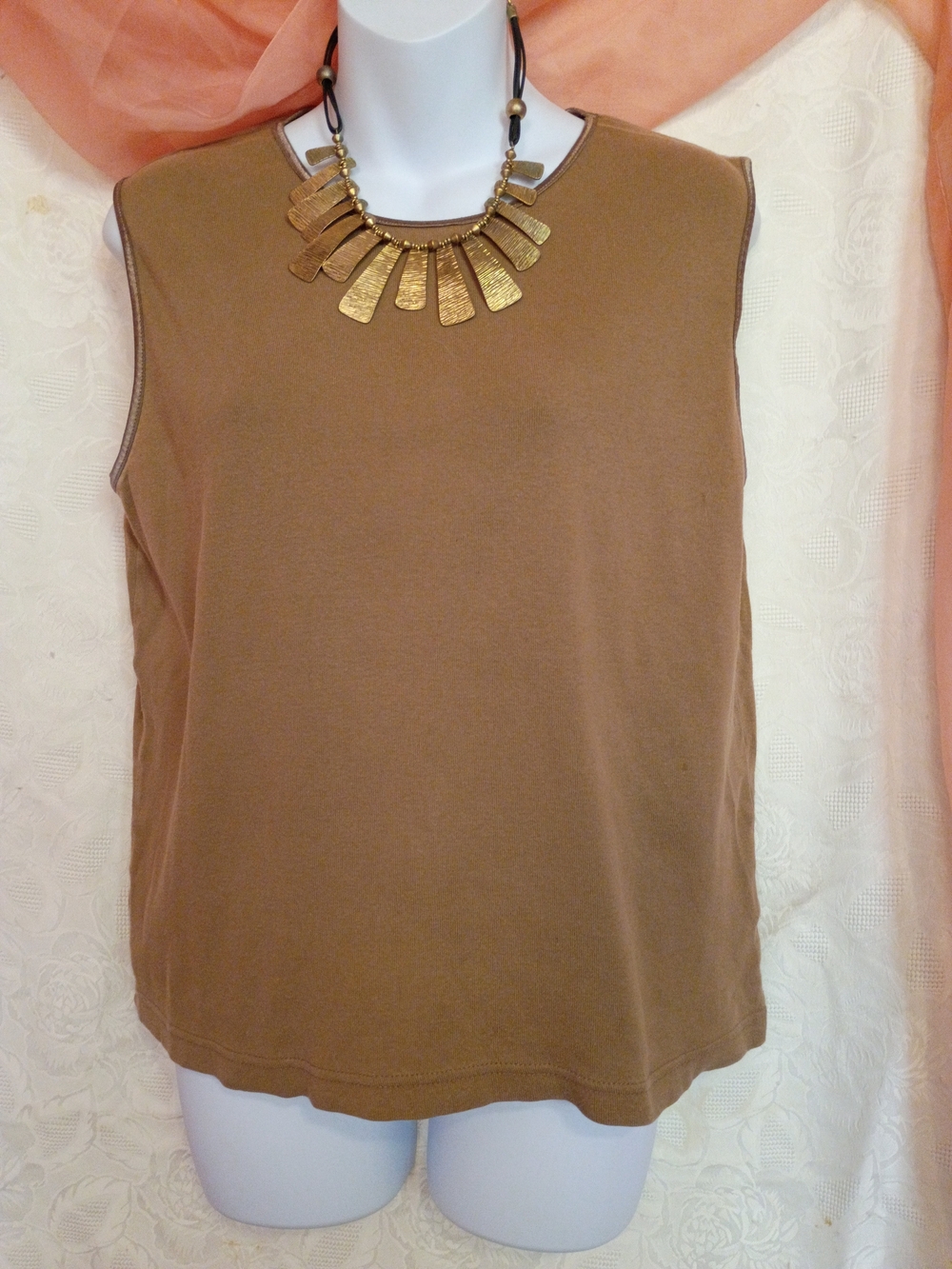 Christopher & Banks Ladies Sleeveless Tank Top in Warm Brown Sz Lg